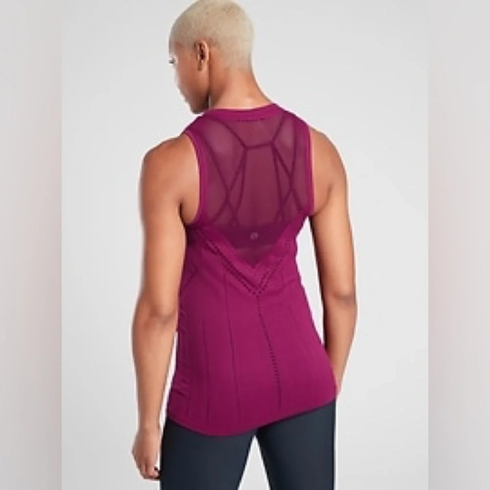 ATHLETA Oxygen Tank Top โข Mulberry โข Size M - Picture 2 of 5